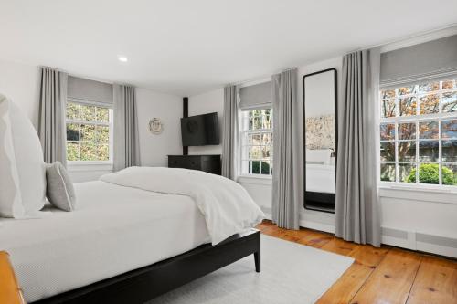 649928615 Union Street Inn