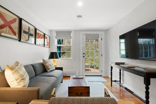 649928632 Union Street Inn