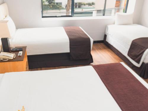 Family Room image 10