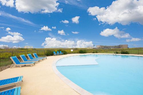 Pathway to the Sea 108 - Steps to the Beach