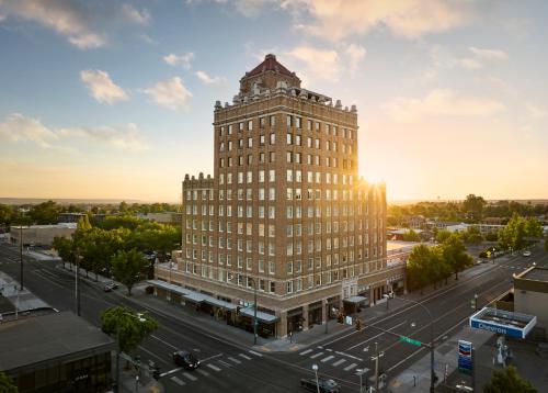 The Marcus Whitman Hotel And Conference Center