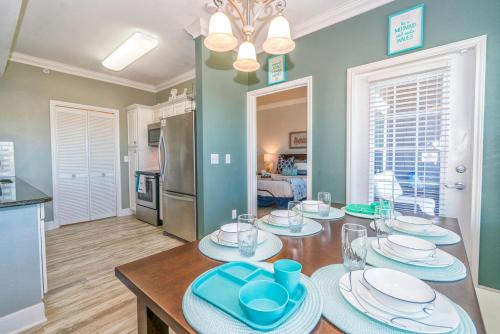 Mermaid Cove Pathway to the Sea