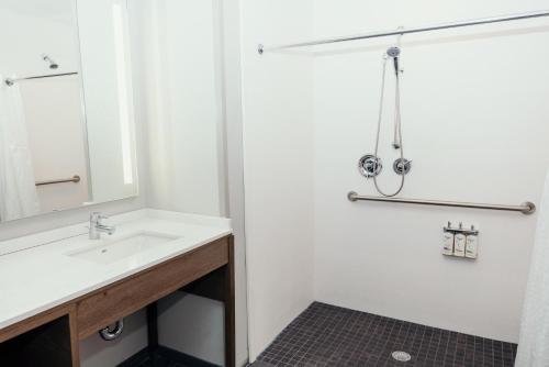 Staybridge Suites Des Moines North - Ankeny By IHG - image 6