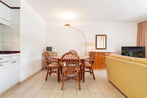 Golf Ranch, 1er Stock Golf Ranch, 1er Stock