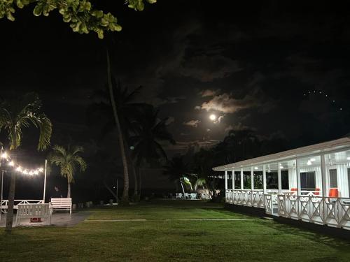 Taumeasina Coconut Terrace Villa 1 in Vaiala Beach