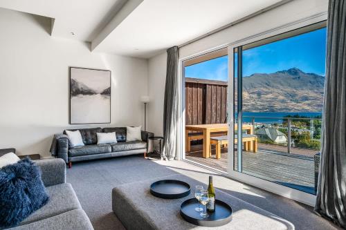 Villa Habeke- Lake Views- Gas Fire- AC- BBQ - image 11