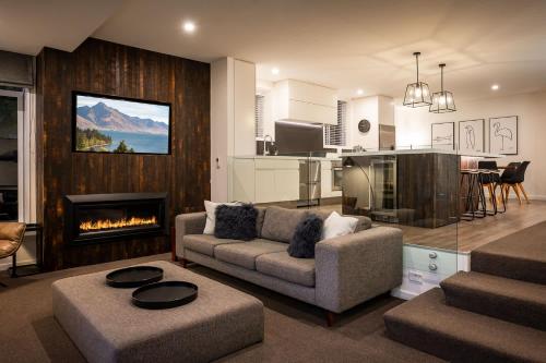 Villa Habeke- Lake Views- Gas Fire- AC- BBQ - image 13