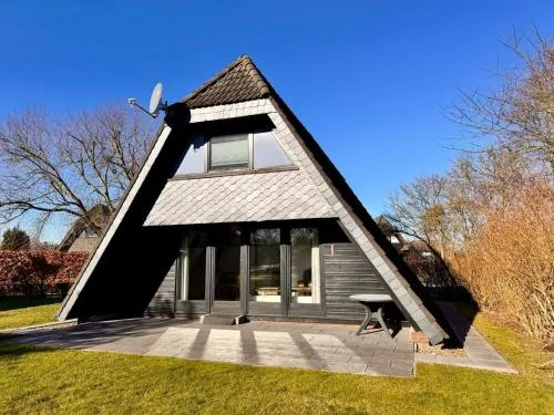 Nurdachhaus in Burhave in Burhave, Deutschland