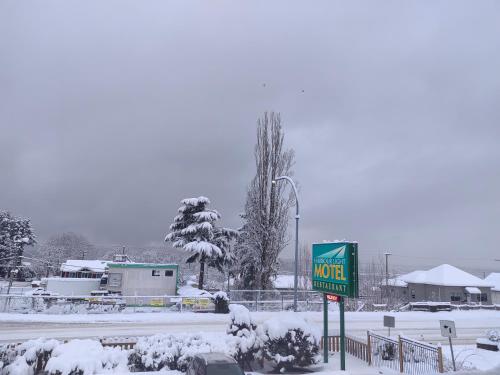. Harbour Light Motel