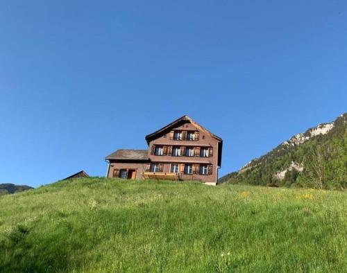  Haus Stelz, Unterkunft in Nesslau