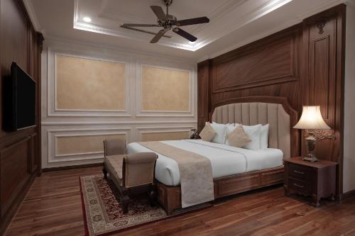 room detail thumbnail 0