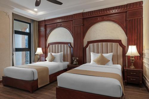 Anik Palace Hotel Room Type - Anik Family Connecting - Includes Minibar & USD10 Spa Credit Anik Palace Hotel Room Type - Anik Family Connecting - Includes Minibar & USD10 Spa Credit