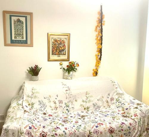 Charming London Apartment with 2 Bedrooms - image 13