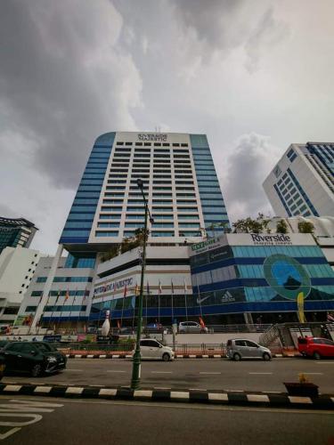 Riverbank Suites - River View Level 11, Sleeps 7 Riverbank Suites - River View Level 11, Sleeps 7