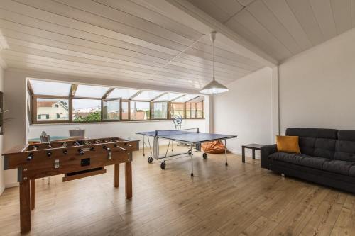 Villa with Costa da Caparica pool gîte à louer Vale de Cavalos