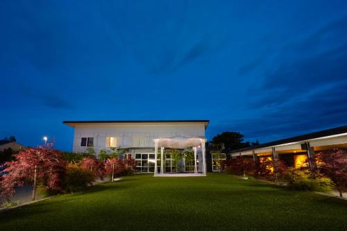 Exterior view, The Garden Hotel in Shirley