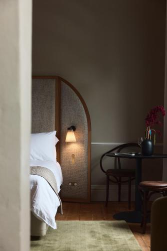 Empire Hotel in Camperdown