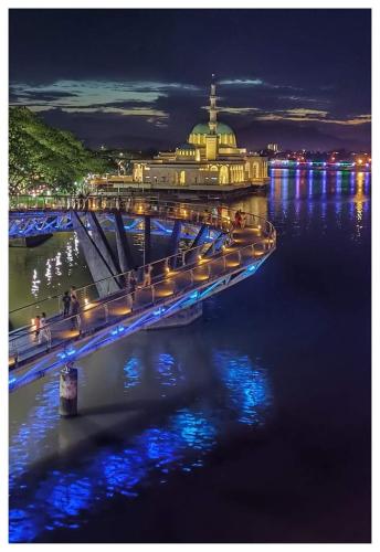 Riverbank Suites - River View Level 11, Sleeps 7 Riverbank Suites - River View Level 11, Sleeps 7