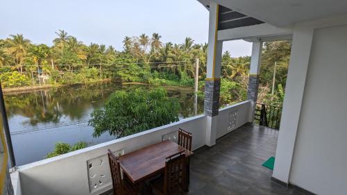 Lake view nest, Tangalle