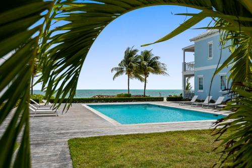 White House - Exclusive Luxury Beachfront Villa - Private White Sand Beach - image 2