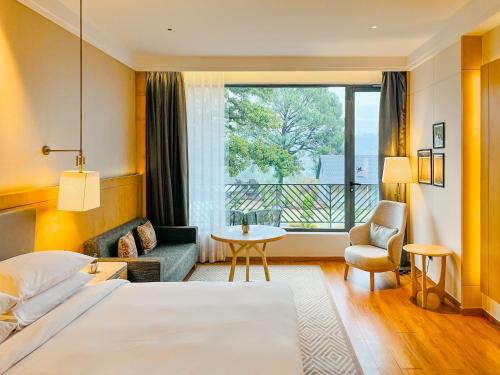 Katra Marriott Resort & Spa - 전망