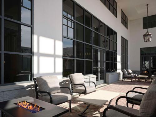 Hilton New Orleans Airport - image 11