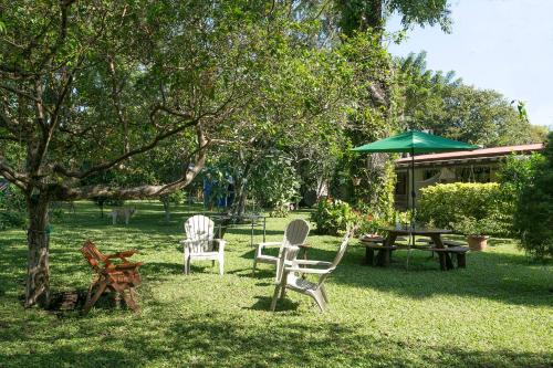 Garden, Airport Costa Rica B&B in Cacique