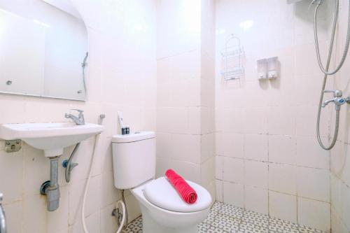 Nice 2BR at Bogor Valley Apartment By Travelio - image 4