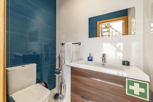 Serra e Mar Refuge in Sesimbra - Family Friendly home near the Arrábida Beachs