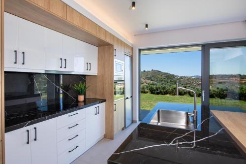 Facilities, Arithea Villa in Theriso