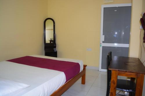 Double Room image 5