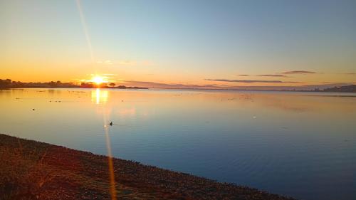 Homestay, Millions Dollar view, 9 kms to city center in Mount Pleasant