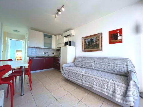 Apartment image 10