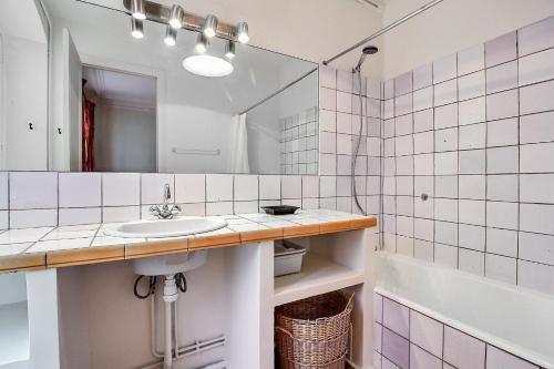 Parisian Home 277 2 chambres Marais - Bastille - image 6
