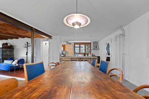 Iekārtas, Maison 9 personnes a Venthône, sauna et vue (Maison 9 personnes a Venthone, sauna et vue) in Venthone