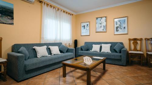 Casa rural en Casas de Moya 'Casa del Pino Gori' in Venta del Moro