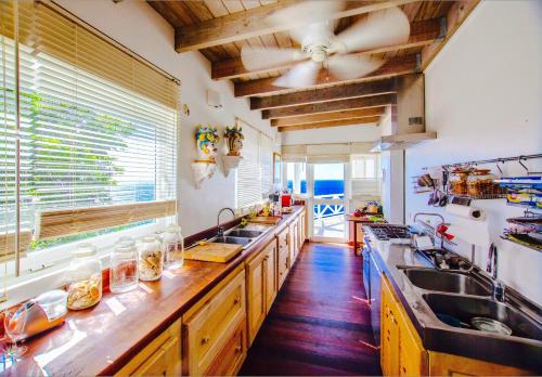 Villa Dolcevita by KlabHouse in Falmouth