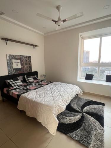 Skyview 3 BHK in Nikoo Homes for Big groups