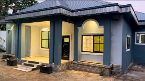 Premiere Maison GuestHouse in ลิมเบ