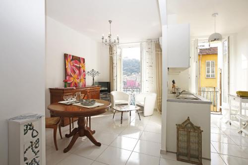 AIGUE-MARINE - Superbe appartement Vue Mer 4 personnes au Port de Nice, Nice (fotografie 4)