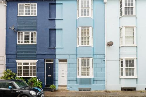 Holiday Home image 1