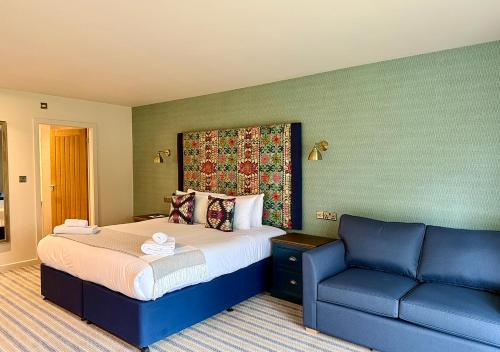 The Great Hallingbury Manor Room Type - Family Room (3 person)