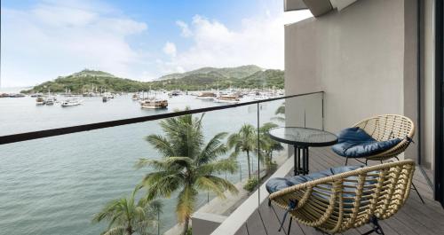 발코니/테라스, 메루오라 코모도 라부안 바조 (Meruorah Komodo Labuan Bajo) in 라부안 바조