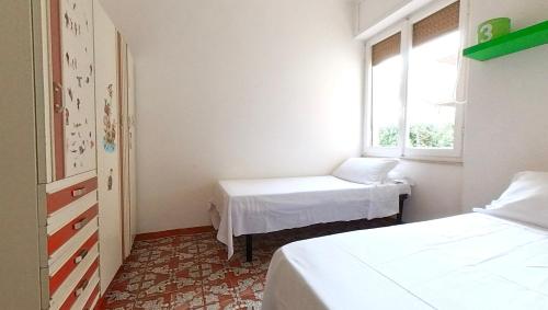 Two-Bedroom Apartment image 5