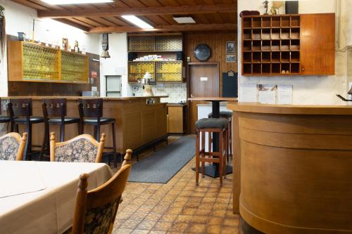 Krogs/atpūtas telpa, Hotel Schlüssel (Hotel Schlussel) in Denkendorf (Baden-Wurttemberg)