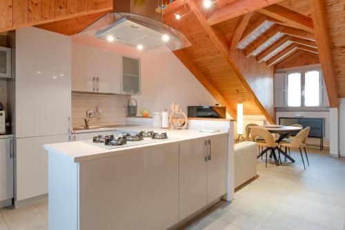 2 Room - Tutti p4zzi per Torino
