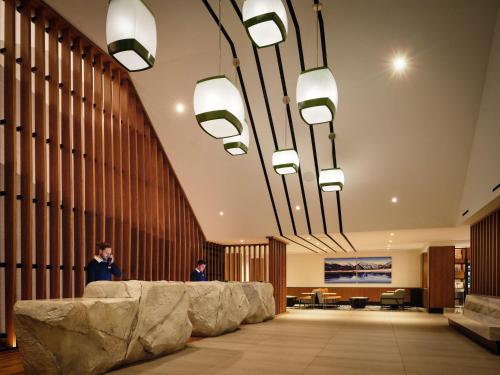 Αίθουσα υποδοχής, Hotel Alpenrock Breckenridge, Curio Collection by Hilton in Μπρέκενριτζ