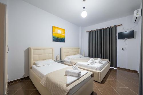 Apartment with View image 10