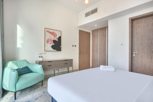 Luxury Living in Marina Liv Residence 2BR, Dubaj (zdjęcie 9)