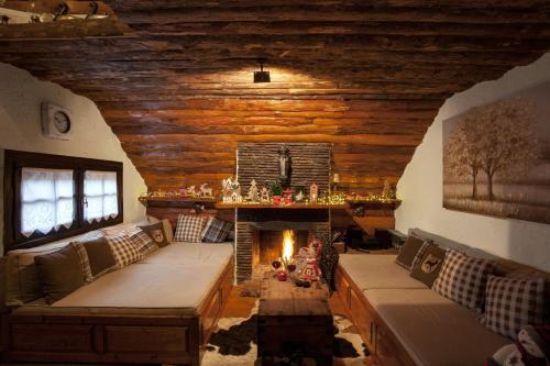 Dandy Villas Agoriani - Chalet Kallisti - Fireplace - Up to 6